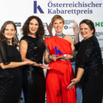 Eva Ullmann fragt Comedian Sonja Pikart